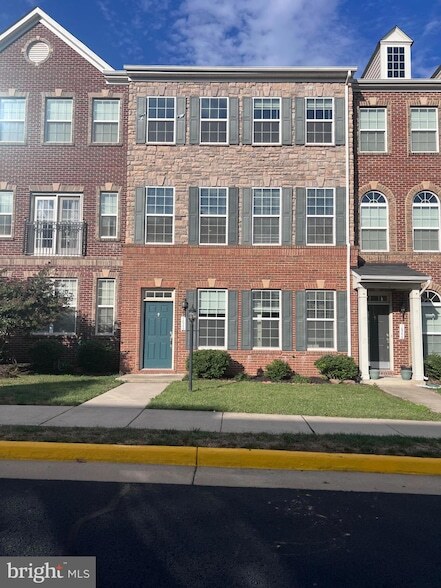 Building Photo - 1542 Kinnaird Terrace NE