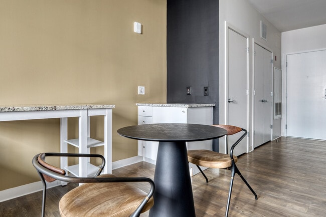 Photo - 2 Leighton St Unit FL5-ID3304A