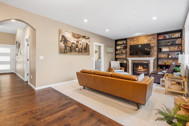 Photo - 2847 NE 178th St Unit ID1324818P