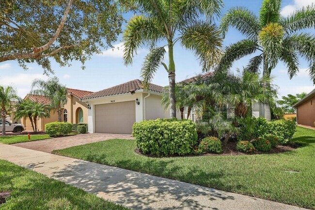 Photo - 9624 SW Royal Poinciana Dr