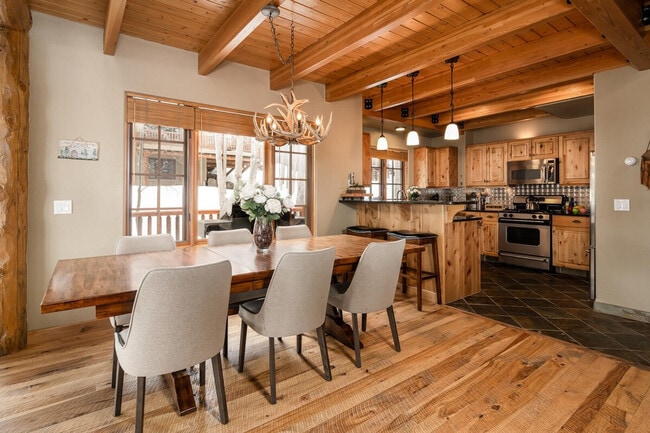 Photo - 4 Full Moon Rd Unit ID1255694P