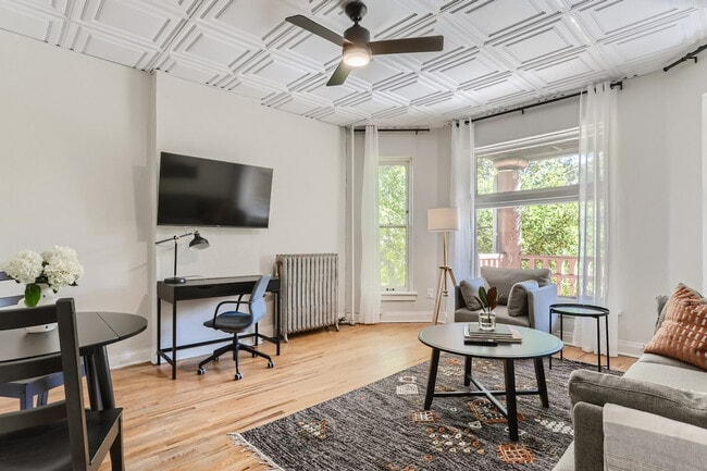 Building Photo - 2805 E 16th Ave Unit SI FL2-ID1026275P