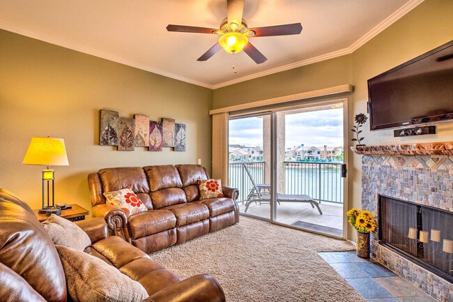 Building Photo - 16013 S Desert Foothills Pkwy Unit SI FL2-ID1546290P