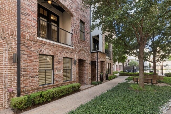 Photo - 2138 Aylesport Dr