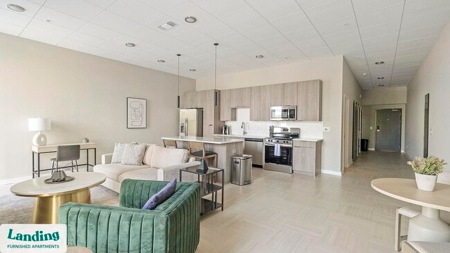 Photo - 600 19th St N Unit 204.1409741