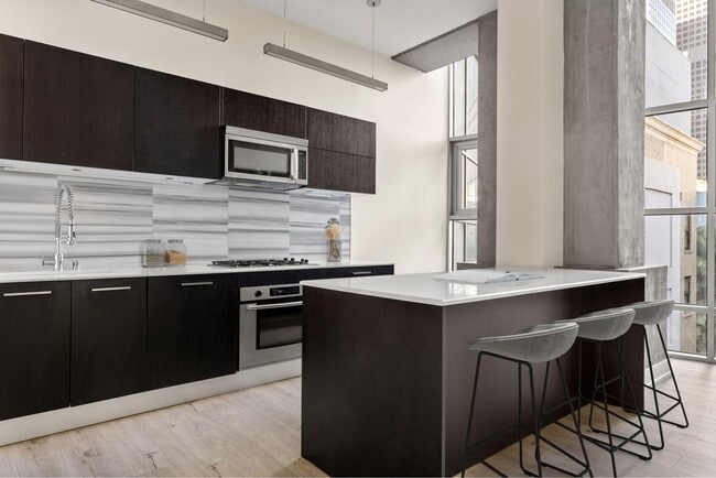 Building Photo - Roosevelt Lofts