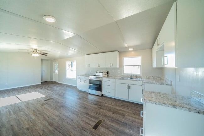 Photo - 4329 Kaywood Dr