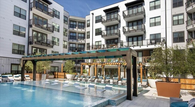 Photo - 3718 Midtown Dr Unit ID1351201P