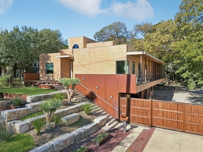 Photo - 8635 San Leandro Dr