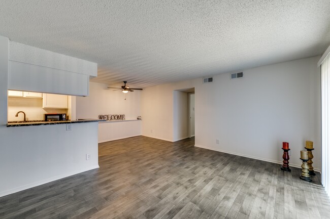 Photo - Saddle Brook