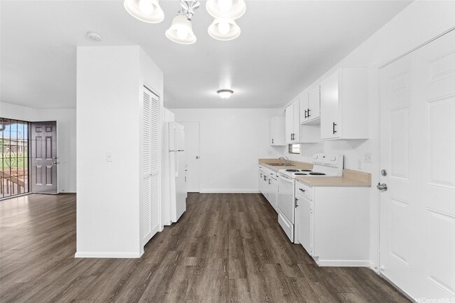 Photo - 667 Kamehameha Hwy