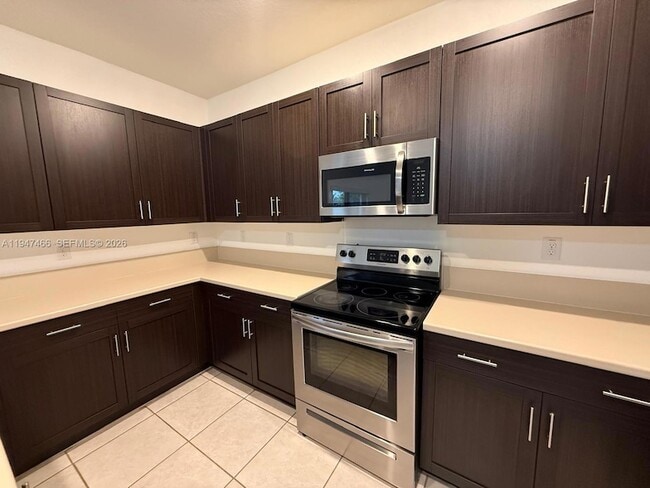 Photo - 20714 NE 5th Ct