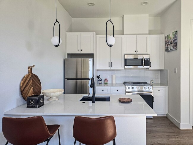 Building Photo - 203 Danna Ln Unit D