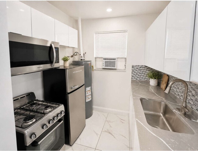 Photo - 338 Van Buren St Unit SI FL1-ID1520241P
