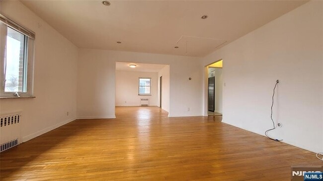 Photo - 2152 South St