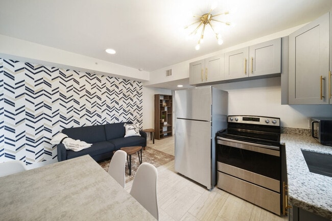 Photo - 2110 SW 16th St Unit ID1388877P