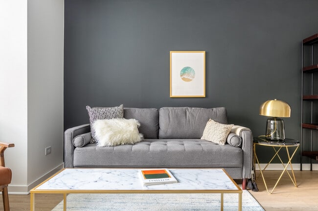 Photo - 1501 W Howard Ln Unit SI FL2-ID367