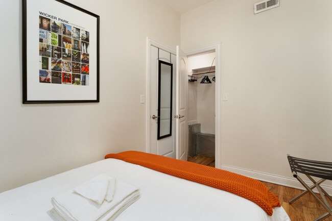 Photo - 2149 W Division St Unit SI ID1379029P