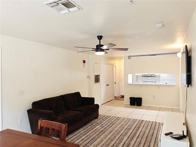 Photo - 4000 SW 23rd St Unit 5-207