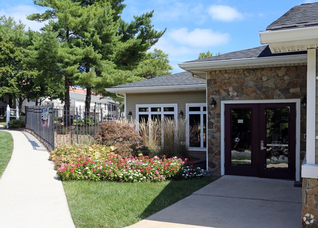 The Hamptons at Town Center - The Hamptons at Town Center