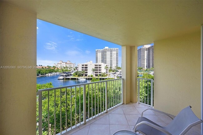 Photo - 19999 E Country Club Dr Unit 1406