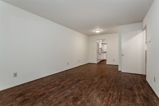 Photo - 7544 Brentcove Cir