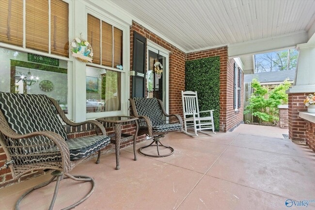 Photo - 603 Prospect Dr SE