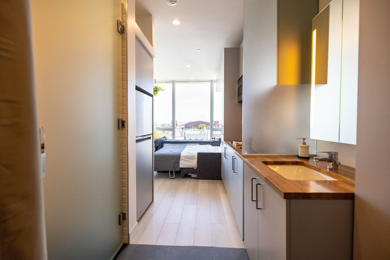 Floor Plan - Studio - Walkout Terrace