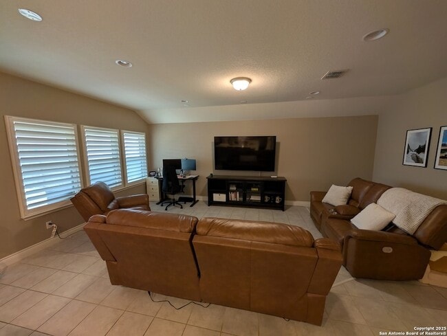 Photo - 7631 Pecos Rdg