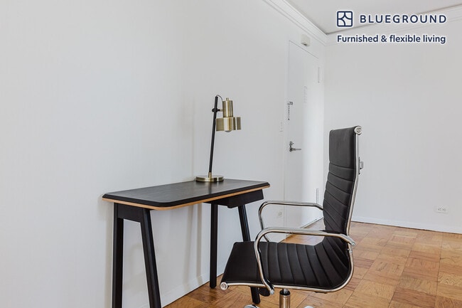 Photo - 230 W 55th St Unit FL7-ID1590