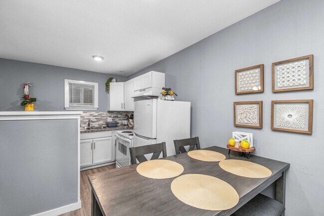 Photo - 7813 Detroit St Unit ID1257726P