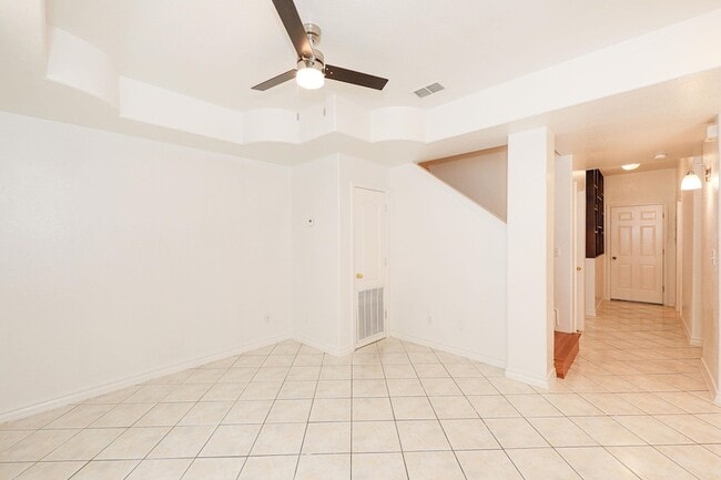 Photo - 1000 Ranchway Dr Unit 15