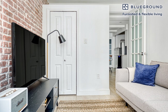 Photo - 41 W 24th St Unit FL5-ID617