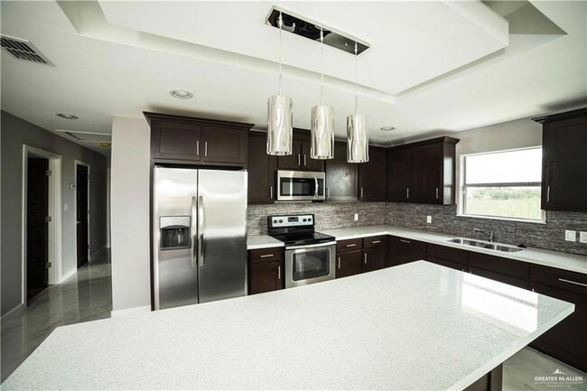 Photo - 3017 S L St Unit B