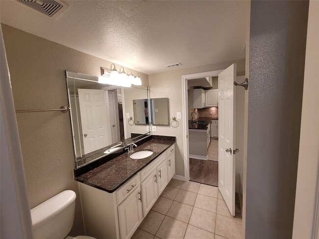 Photo - 1919 Post Oak Park Dr Unit 5305
