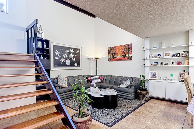 Photo - 693 NW 102 Pl Unit ID1357998P