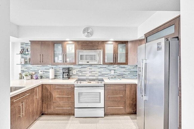 Photo - 525 N Ocean Blvd Unit 624