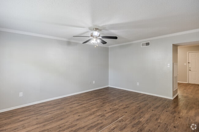 3BR, 2.5BA - 1202SF - Living Room - Pointe South Townhomes