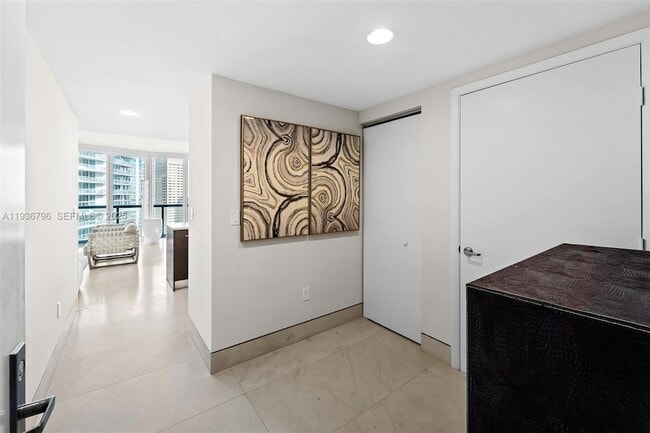 Photo - 495 Brickell Ave Unit 2904