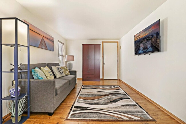 Photo - 36946 N Waterside Ln Unit SI ID1374772P