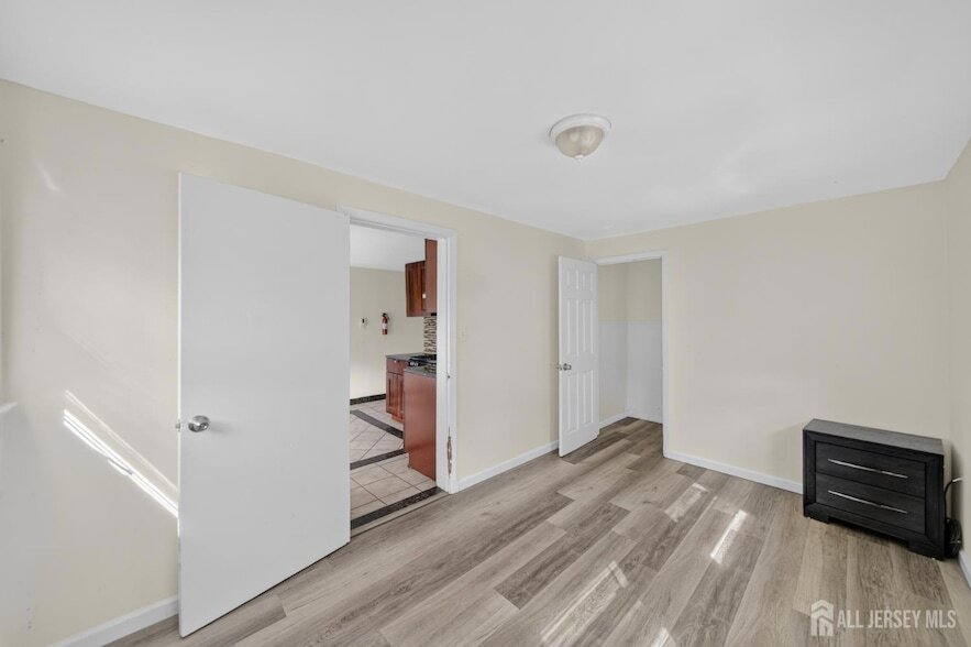 Photo - 70 Pershing Ave Unit 2