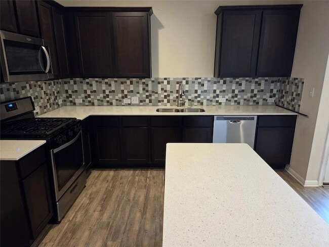 Building Photo - 8136 Daisy Cutter Crossing