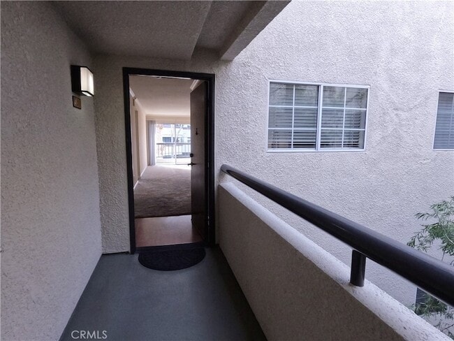 Photo - 5510 Owensmouth Ave Unit 213
