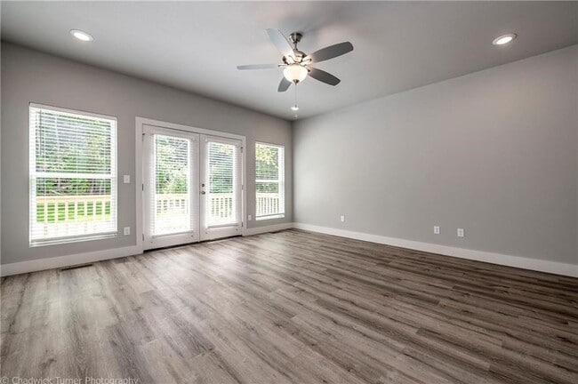 Photo - 1508 N Gregg Ave