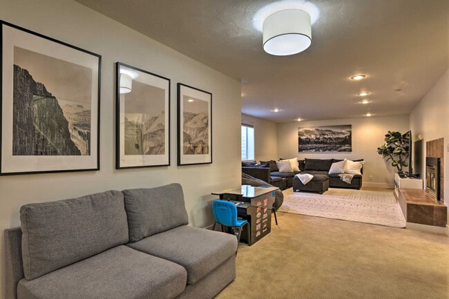 Photo - 930 Canyon Ave Unit ID1249841P