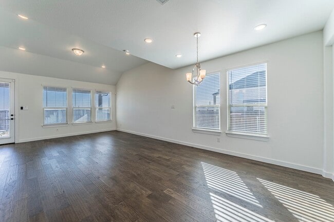 Photo - 1110 Stallion Ln