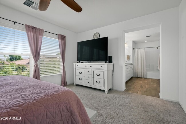 Photo - 652 Brindle Dr