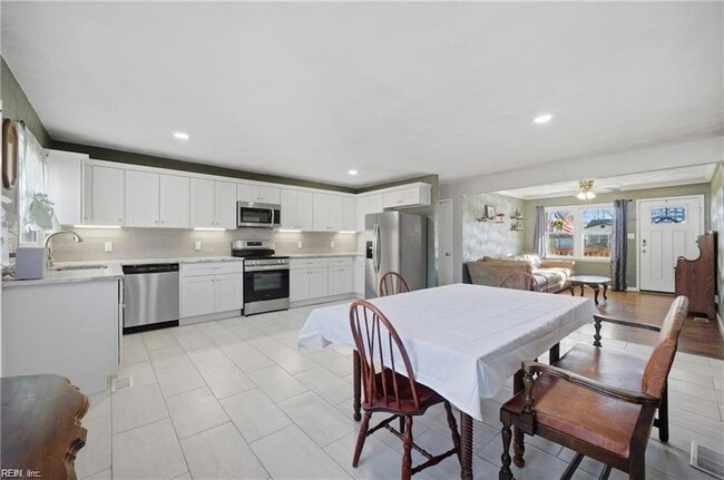 Photo - 108 Marcy St