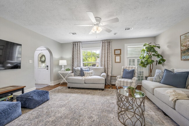 Photo - 728 Meadow Ln Unit ID1093291P