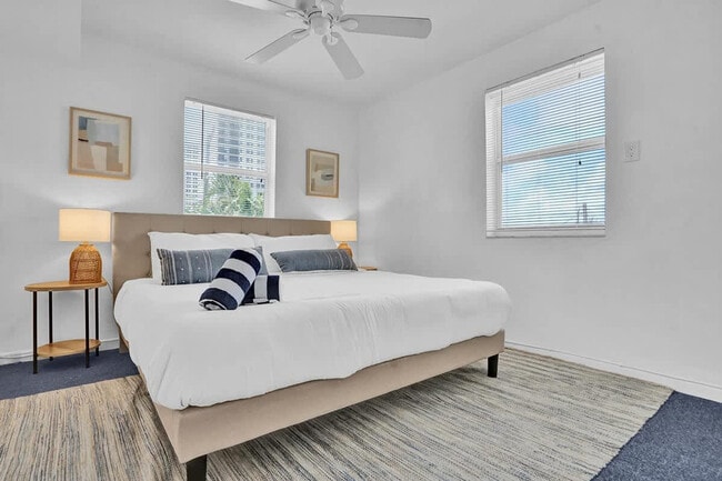 Photo - 851 N Surf Rd Unit ID1312666P